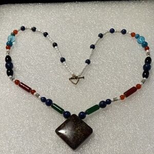 Multicolor Beaded Necklace with nice agate stone pendant